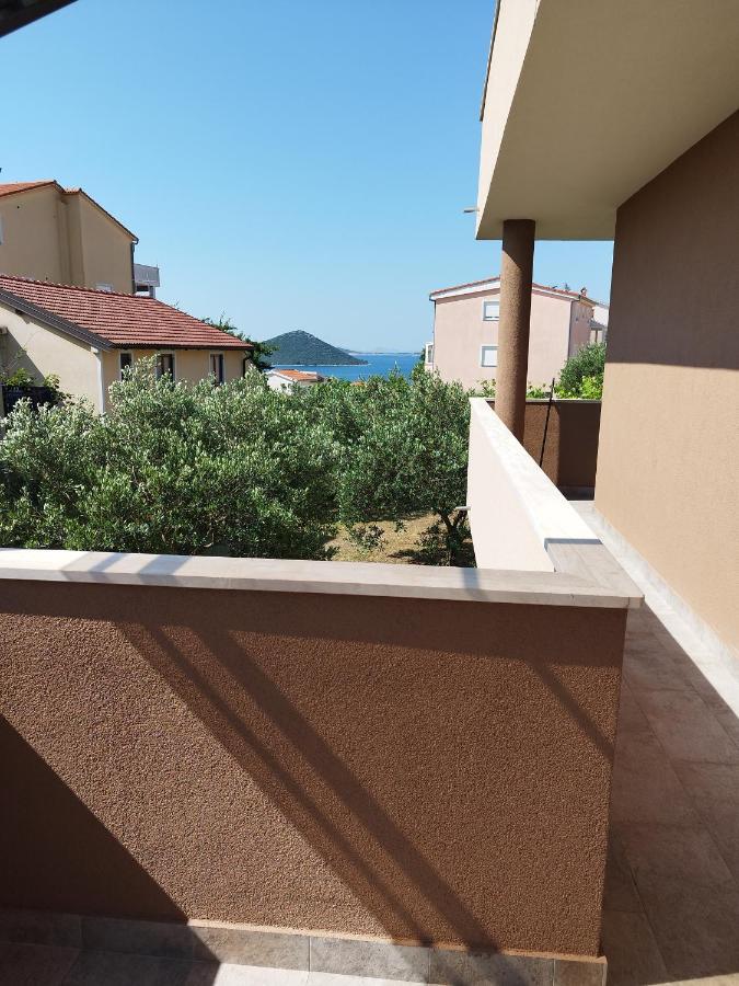 Apartments Davor Drage Esterno foto